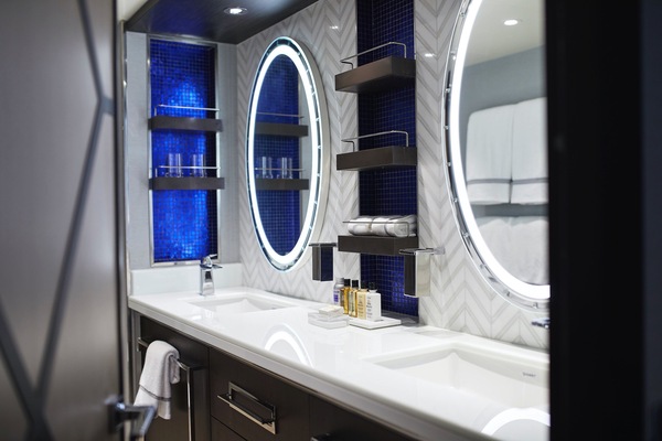 RSSC, Seven Seas Splendor, Penthouse Suite 2.jpg